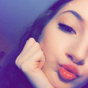 Meet your Posher, Kaitlin